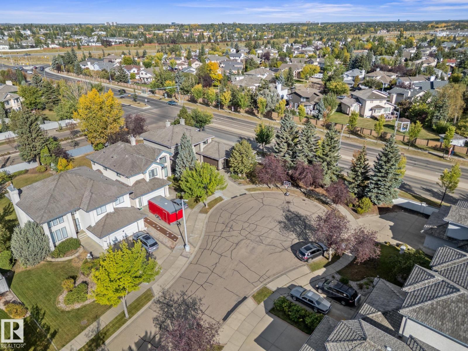 324 Carmichael Wd Nw, Edmonton, Alberta  T6R 2K6 - Photo 3 - E4459169
