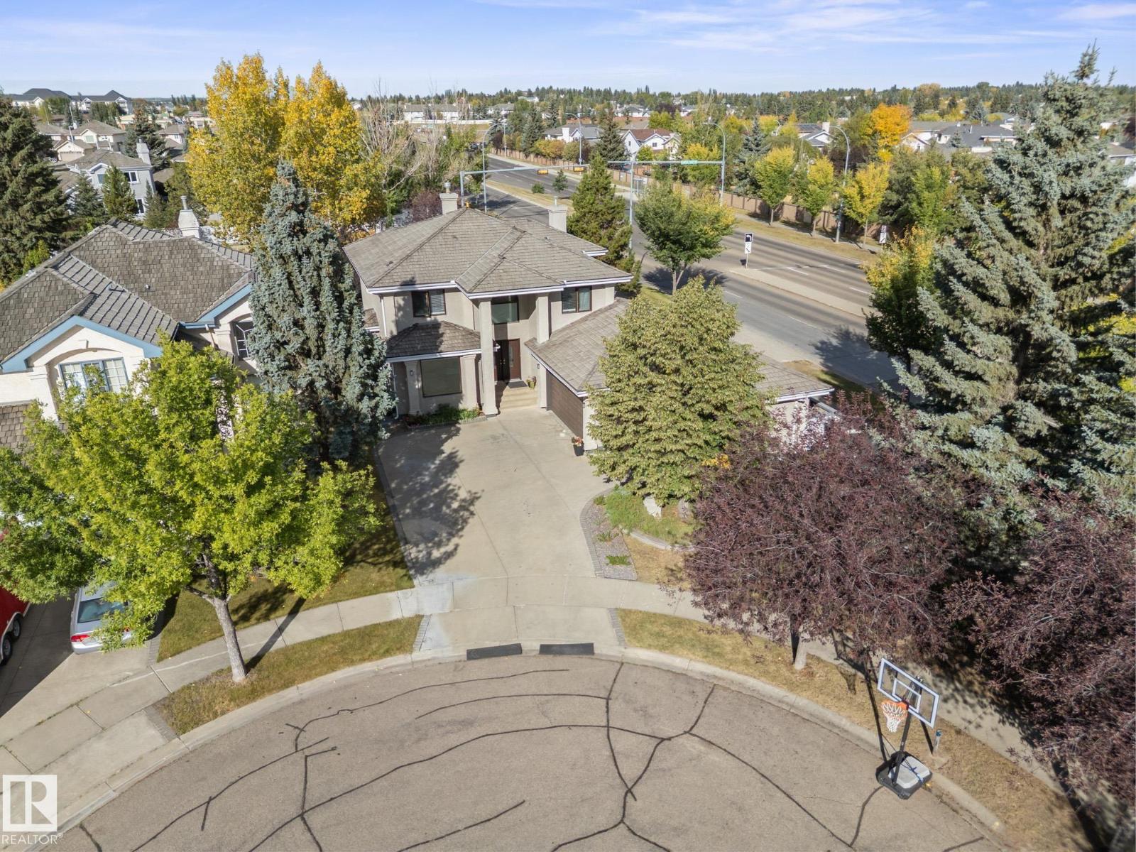 324 Carmichael Wd Nw, Edmonton, Alberta  T6R 2K6 - Photo 4 - E4459169