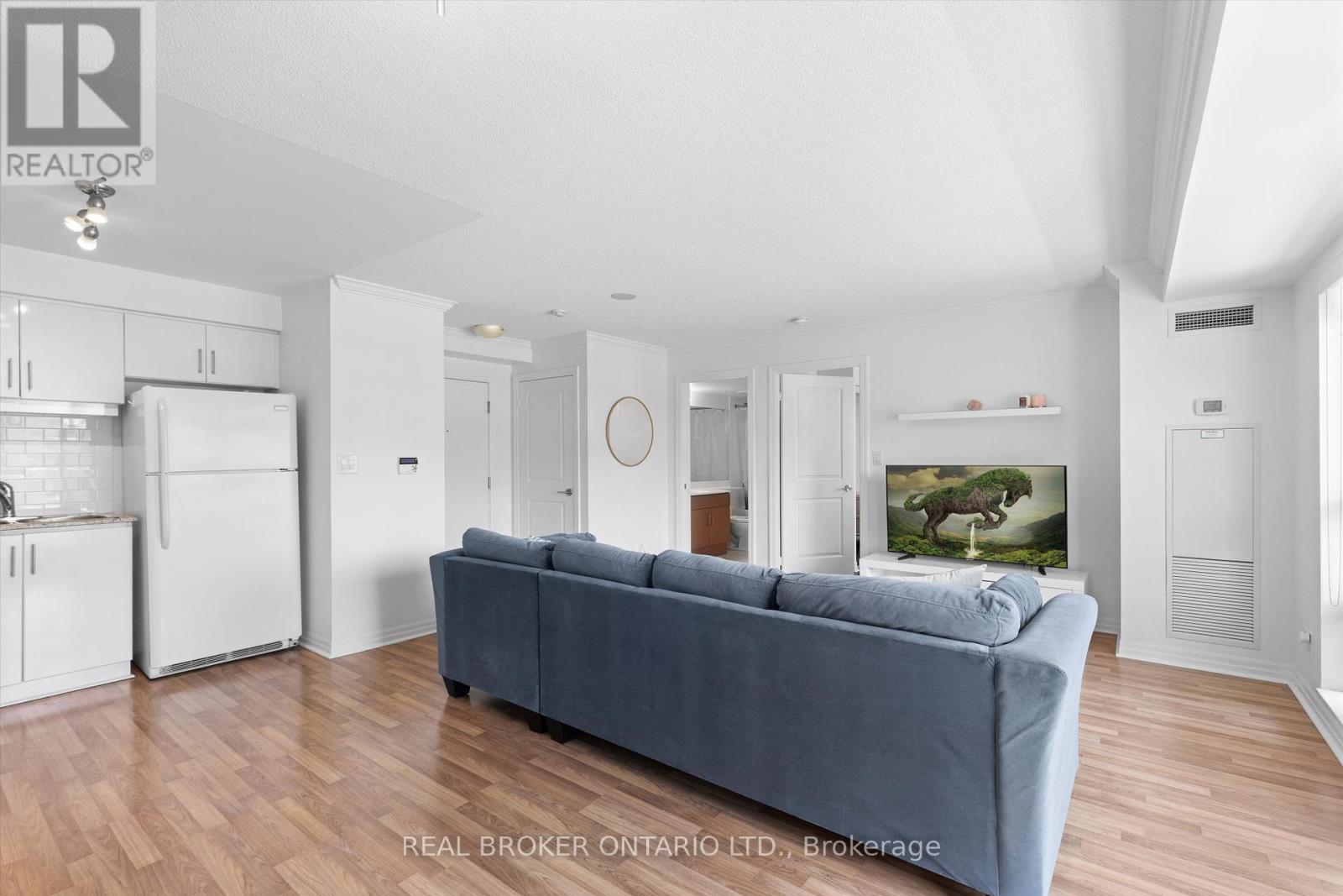 216 - 2035 Sheppard Avenue E, Toronto, Ontario  M2J 0A8 - Photo 8 - C12423052