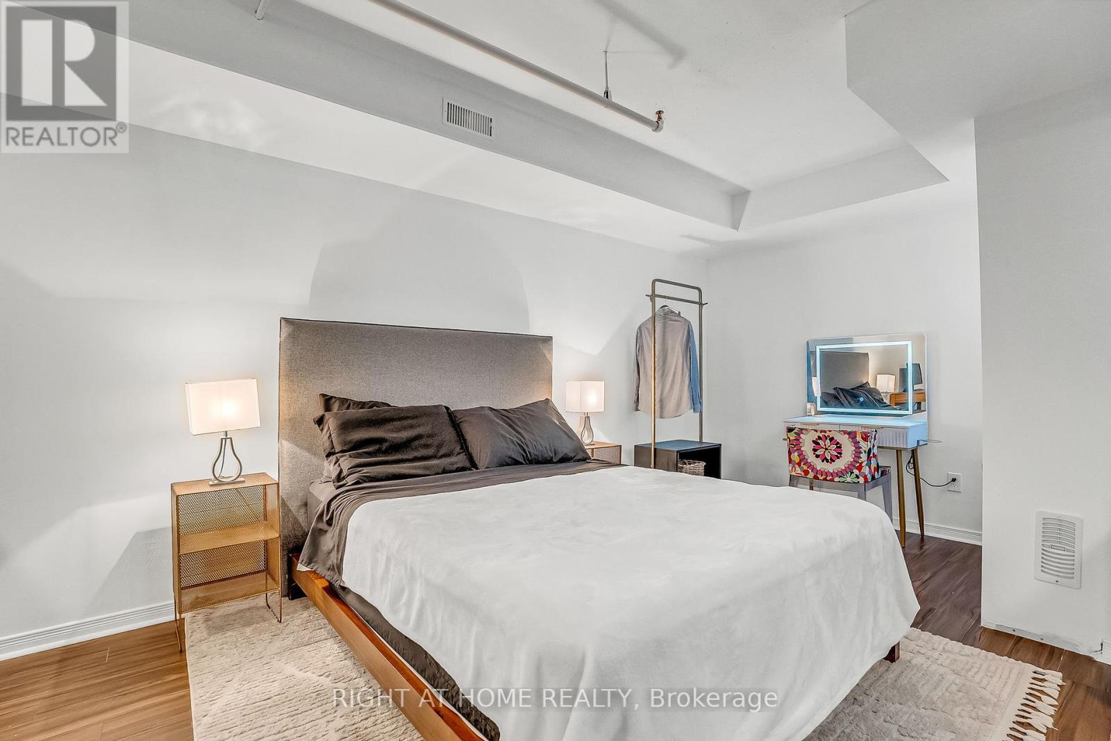 104 - 55 Halton Street, Toronto (Trinity-Bellwoods), Ontario  M6J 1R5 - Photo 33 - C12423054