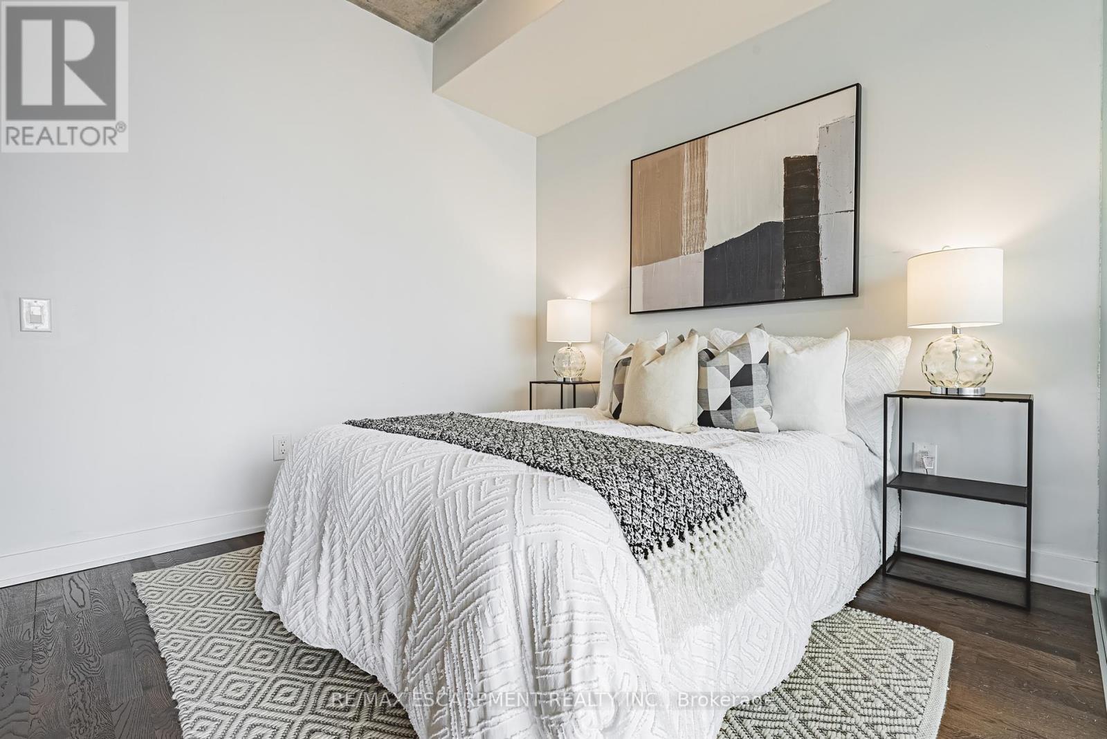 627 - 629 King Street W, Toronto, Ontario  M5V 0G9 - Photo 18 - C12423060