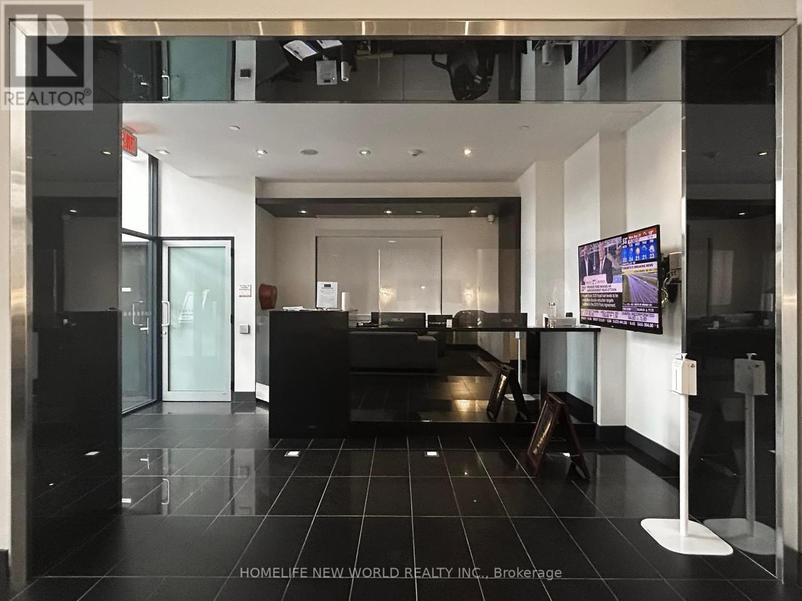 208 - 399 Spring Garden Avenue, Toronto, Ontario  M2N 3H6 - Photo 3 - C12423061