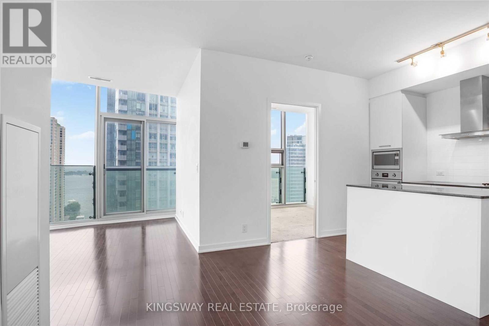 1802 - 14 York Street, Toronto, Ontario  M5J 2Z2 - Photo 7 - C12423062