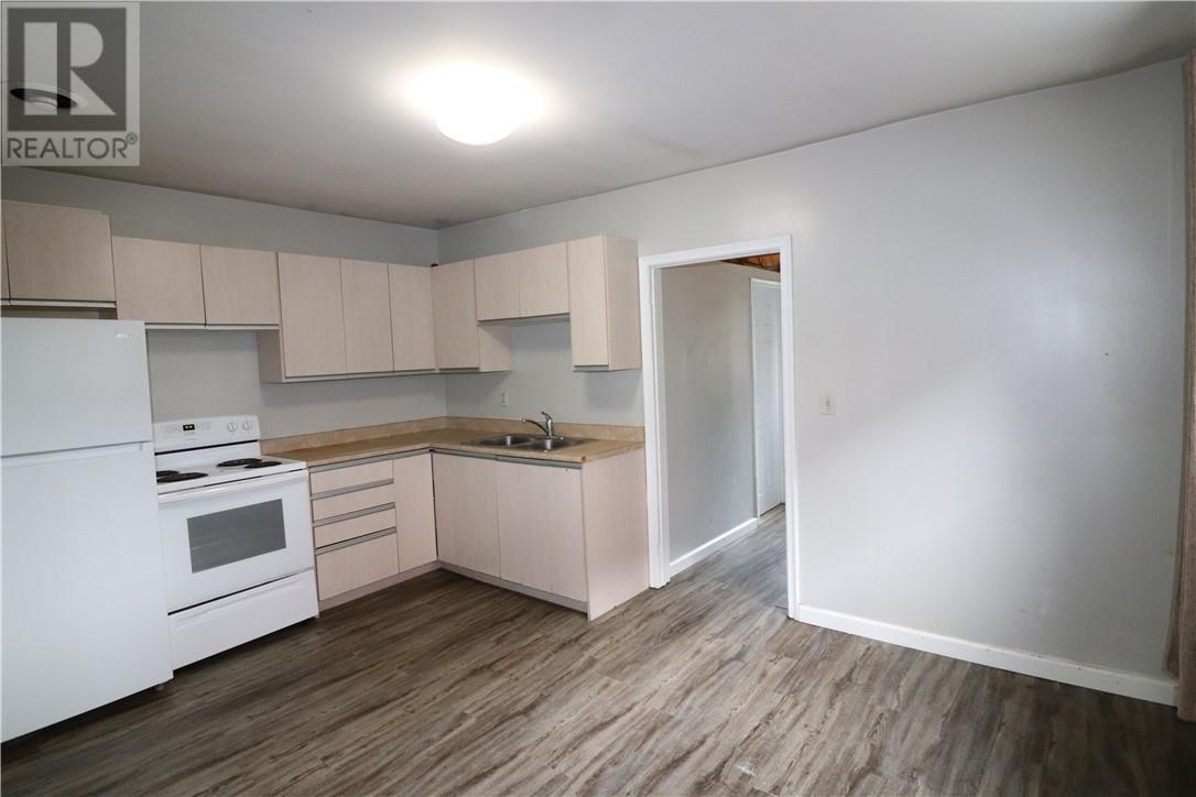 525-527 Burton Avenue, Greater Sudbury, Ontario  P3C 4K6 - Photo 12 - 2124803