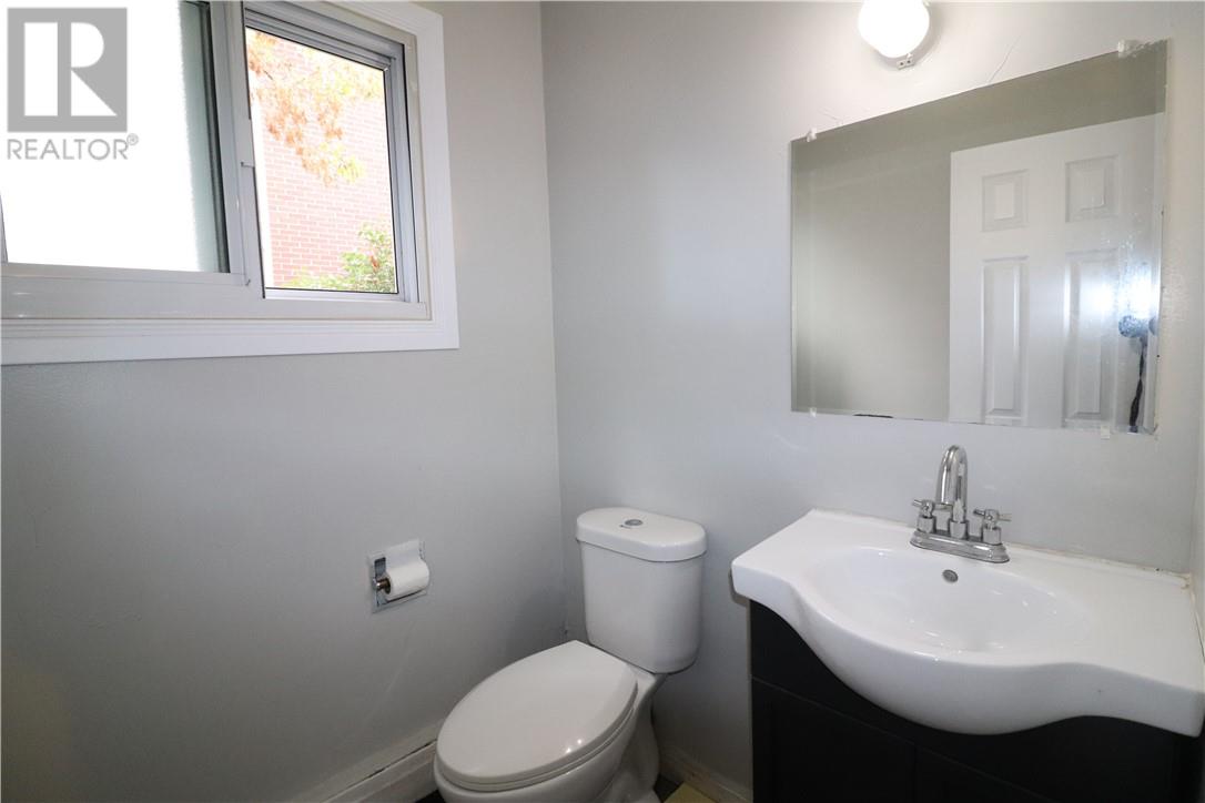 525-527 Burton Avenue, Greater Sudbury, Ontario  P3C 4K6 - Photo 18 - 2124803