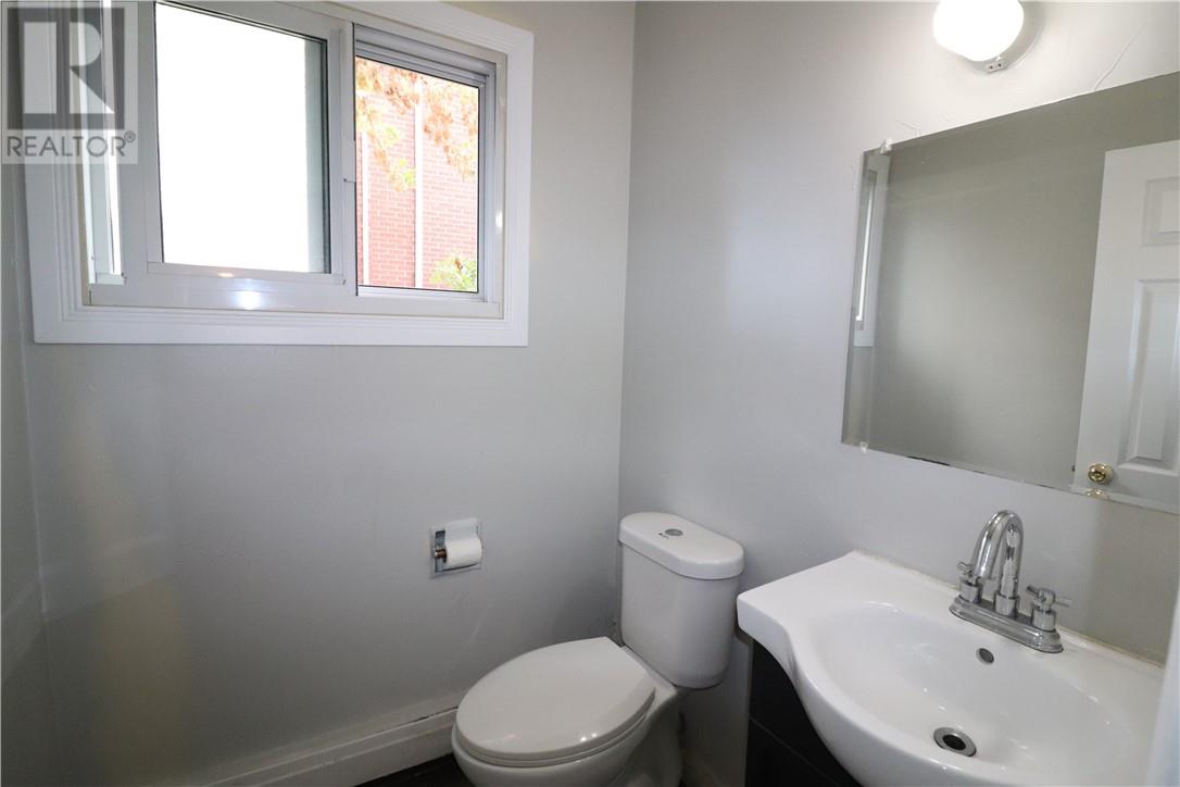 525-527 Burton Avenue, Greater Sudbury, Ontario  P3C 4K6 - Photo 19 - 2124803