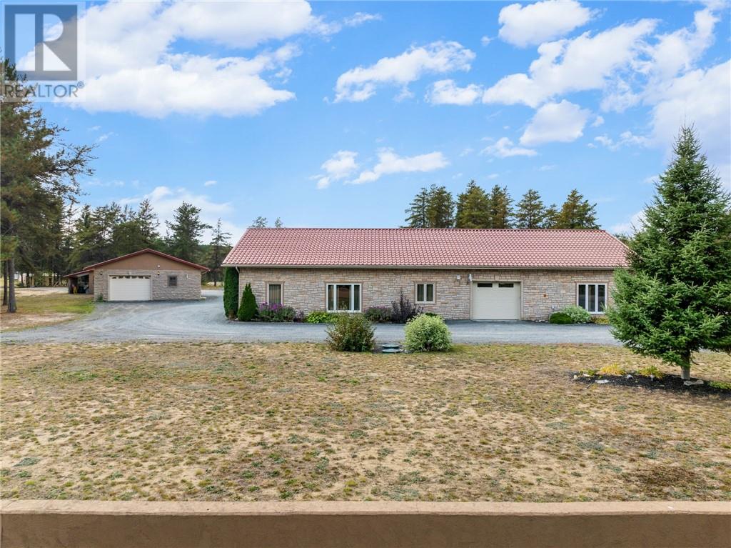 3891 Hydro Road, Hanmer, Ontario  P3P 1R2 - Photo 9 - 2124744