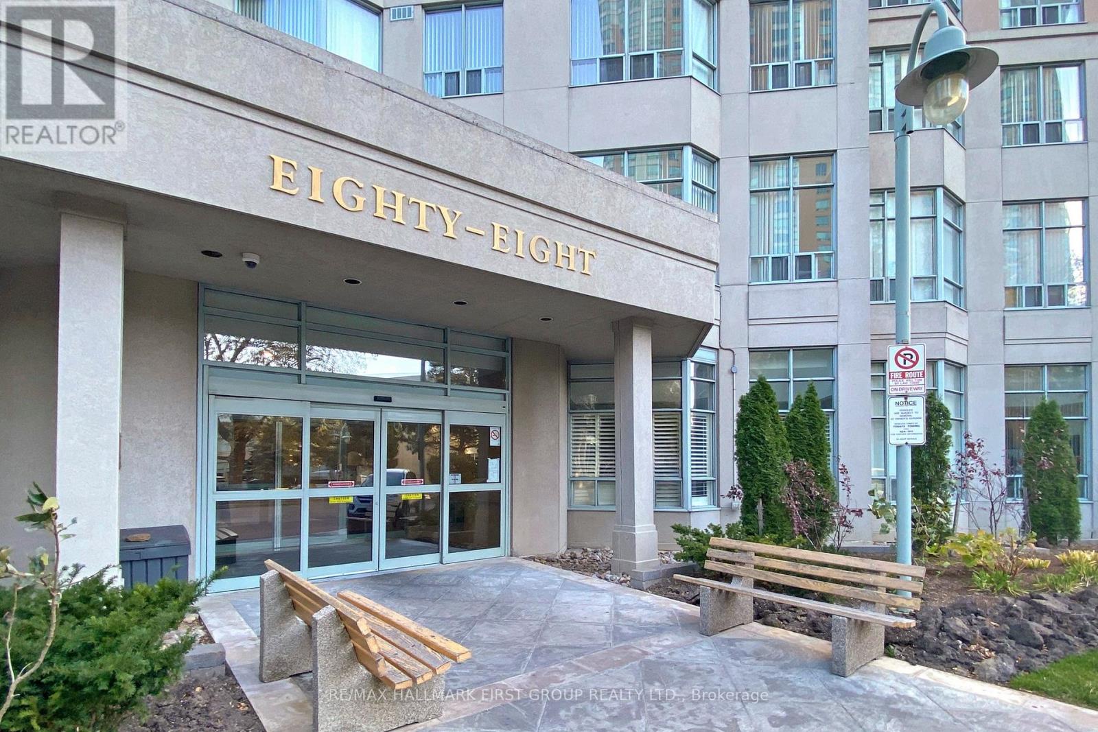 106 - 88 Corporate Drive, Toronto, Ontario  M1H 3G6 - Photo 2 - E12423014