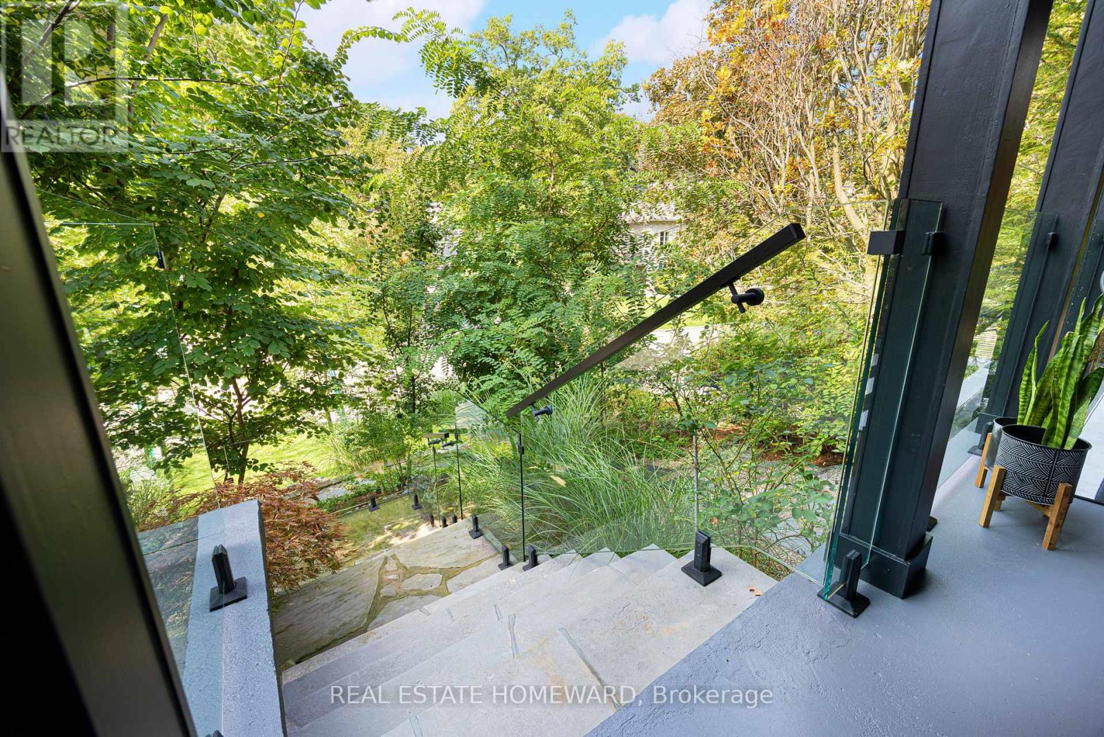 29 Fallingbrook Drive, Toronto, Ontario  M1N 1B3 - Photo 43 - E12423036
