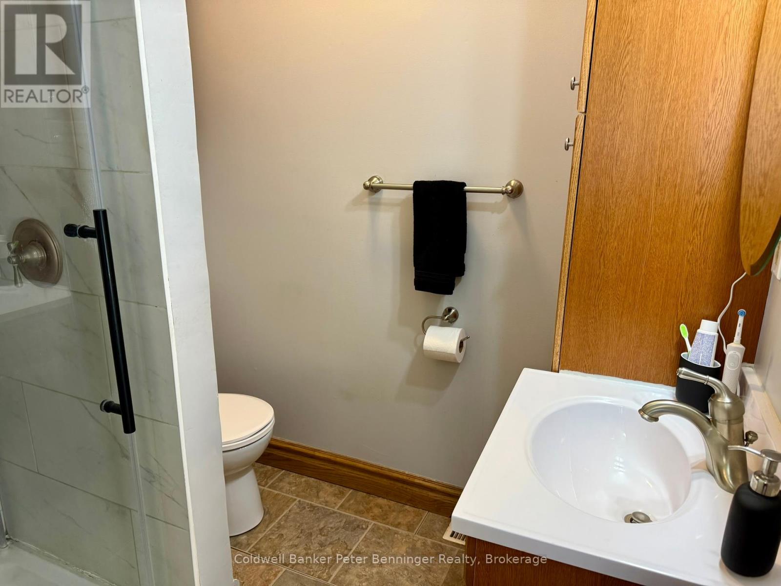 9 Wragge Street E, South Bruce, Ontario  N0G 2S0 - Photo 10 - X12303409