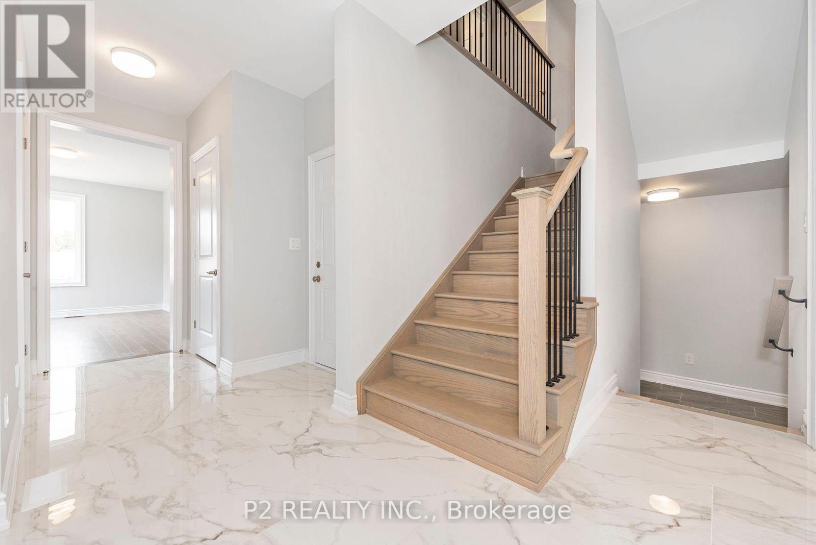 2 Wild Ginger Lane, Springwater, Ontario  L9X 2C9 - Photo 5 - S12423024