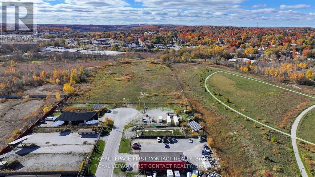 124 Norweld Drive, Orillia, Ontario  L3V 7W5 - Photo 4 - S12423067