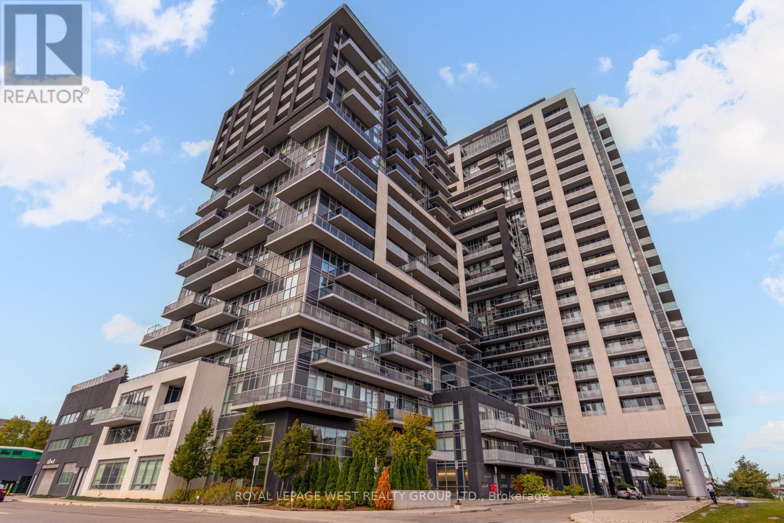 1002 - 2087 FAIRVIEW STREET, Burlington, Ontario