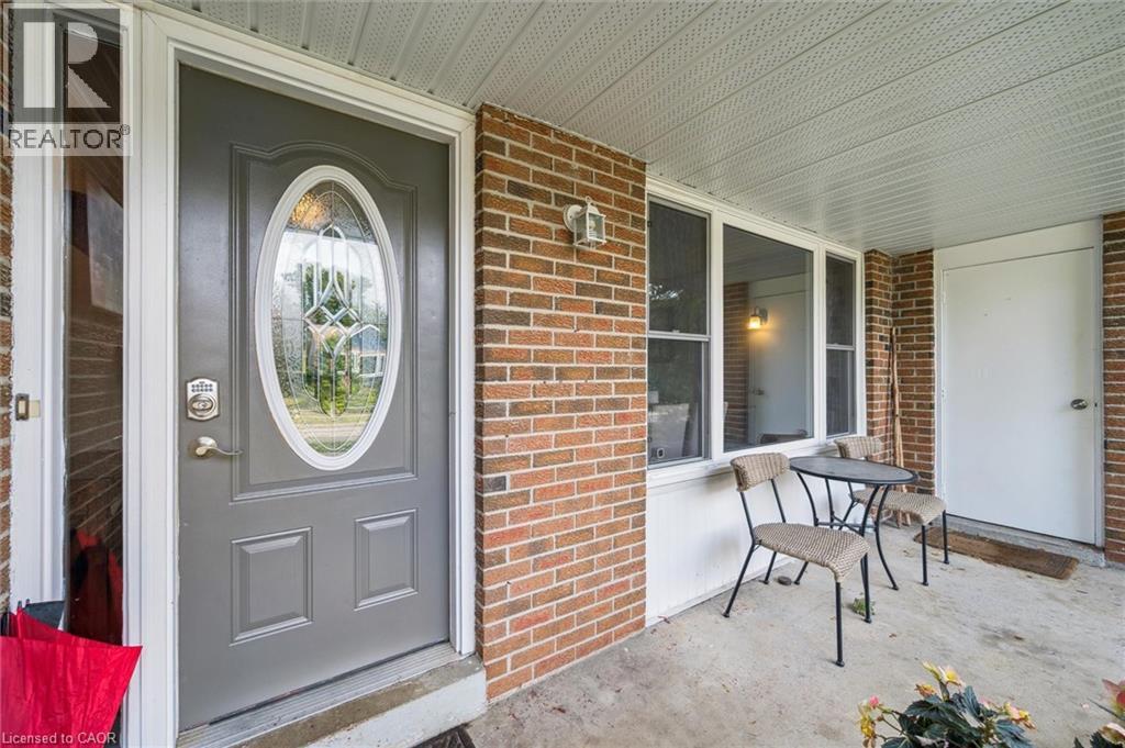 Property at 10 NORTHWOOD Crescent image 4