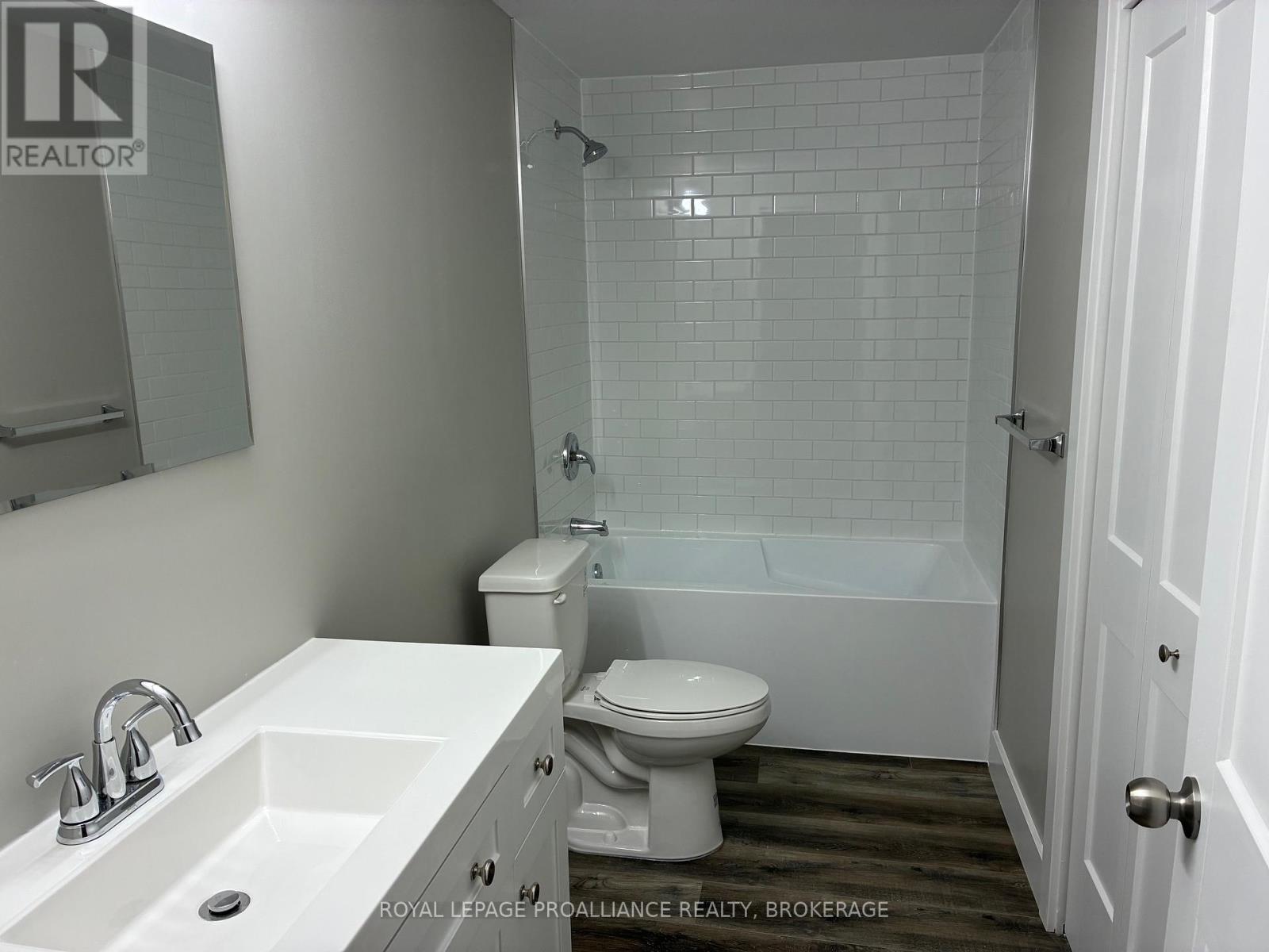 565 Emma Street, Gananoque, Ontario  K7G 2Y6 - Photo 27 - X12423079
