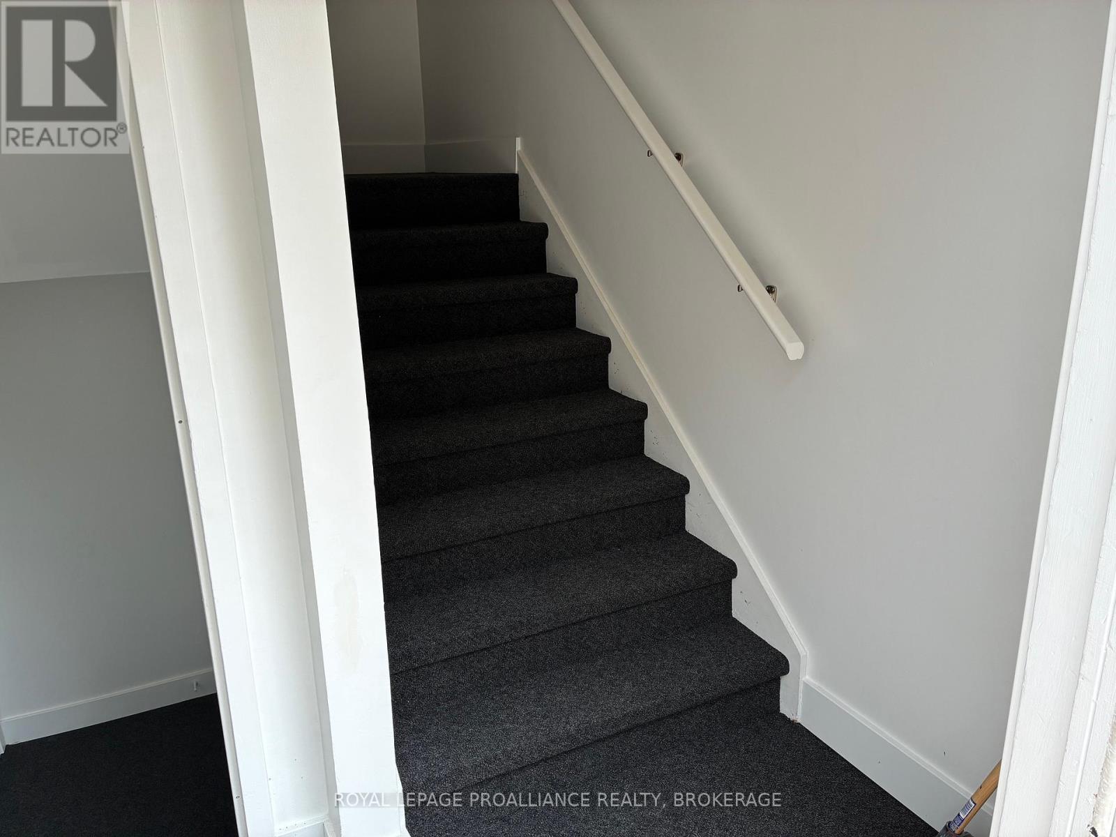 565 Emma Street, Gananoque, Ontario  K7G 2Y6 - Photo 31 - X12423079