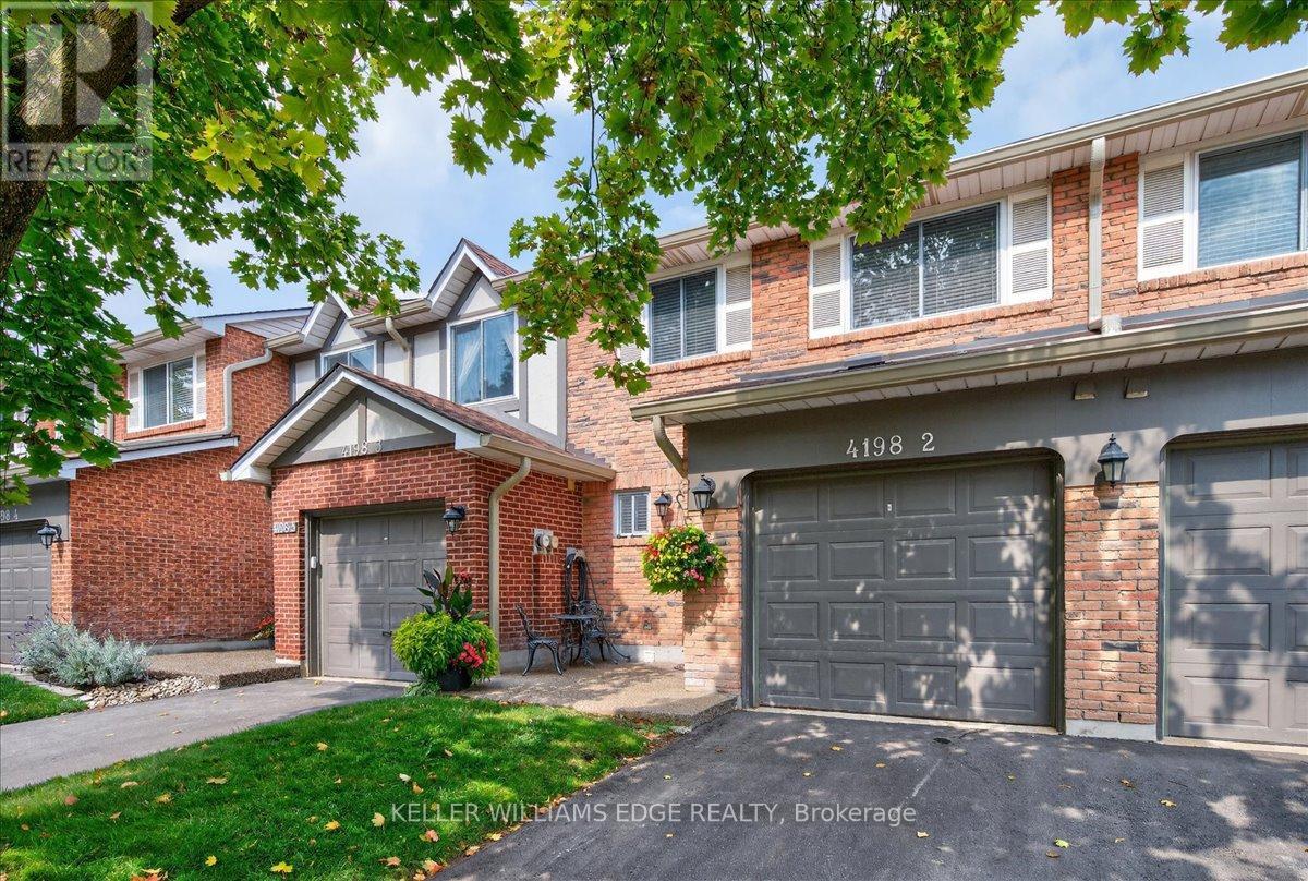 2 - 4198 Longmoor Drive, Burlington, Ontario  L7L 5E3 - Photo 2 - W12423031