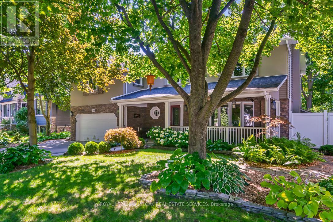 1318 Hillview Crescent, Oakville, Ontario  L6H 2C7 - Photo 2 - W12423041