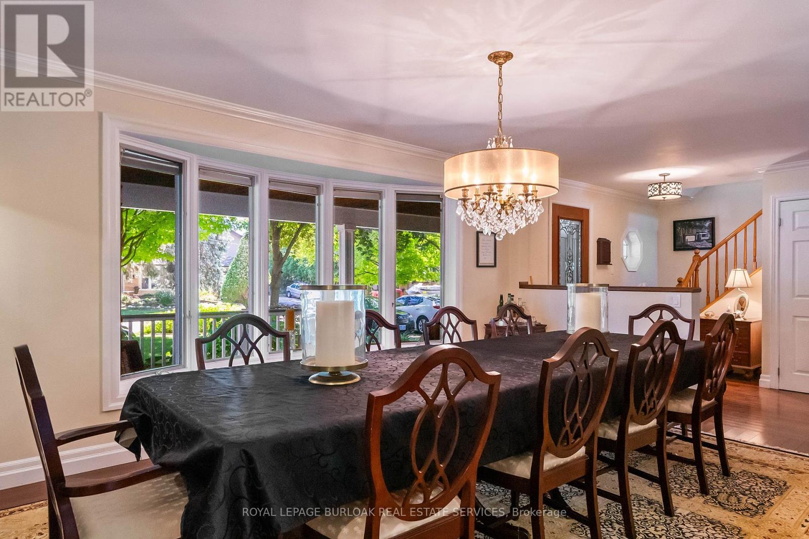 1318 Hillview Crescent, Oakville, Ontario  L6H 2C7 - Photo 8 - W12423041