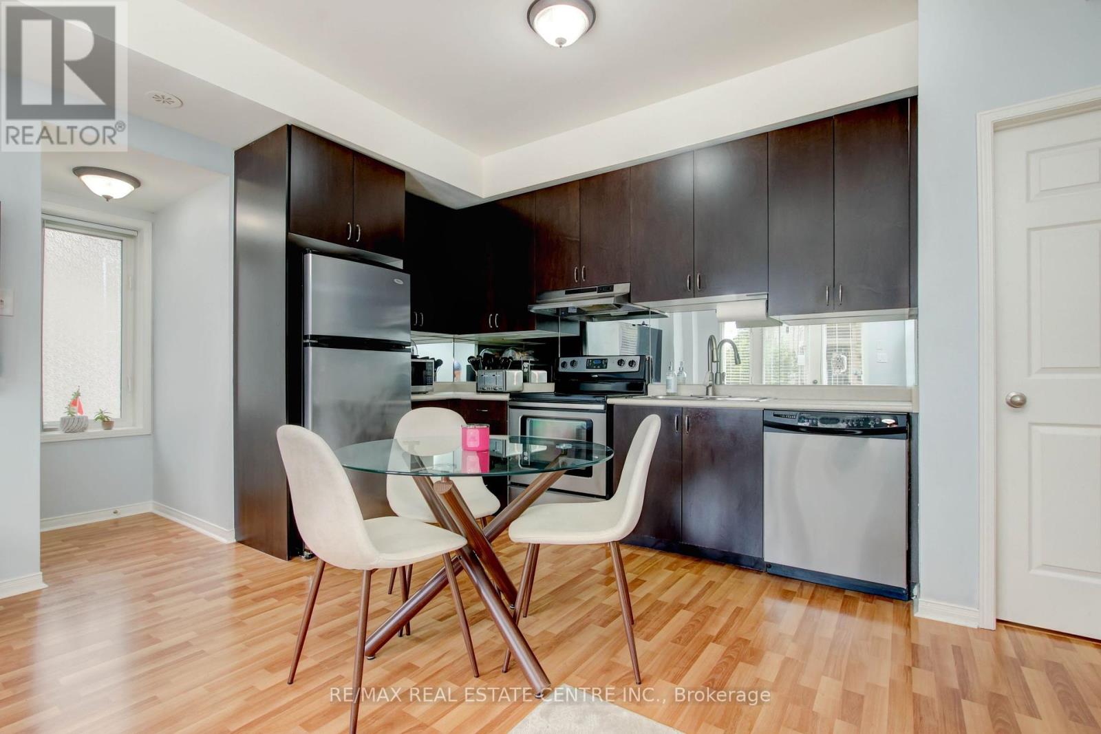 190 - 3050 Erin Centre Boulevard, Mississauga, Ontario  L5M 0P5 - Photo 13 - W12423045