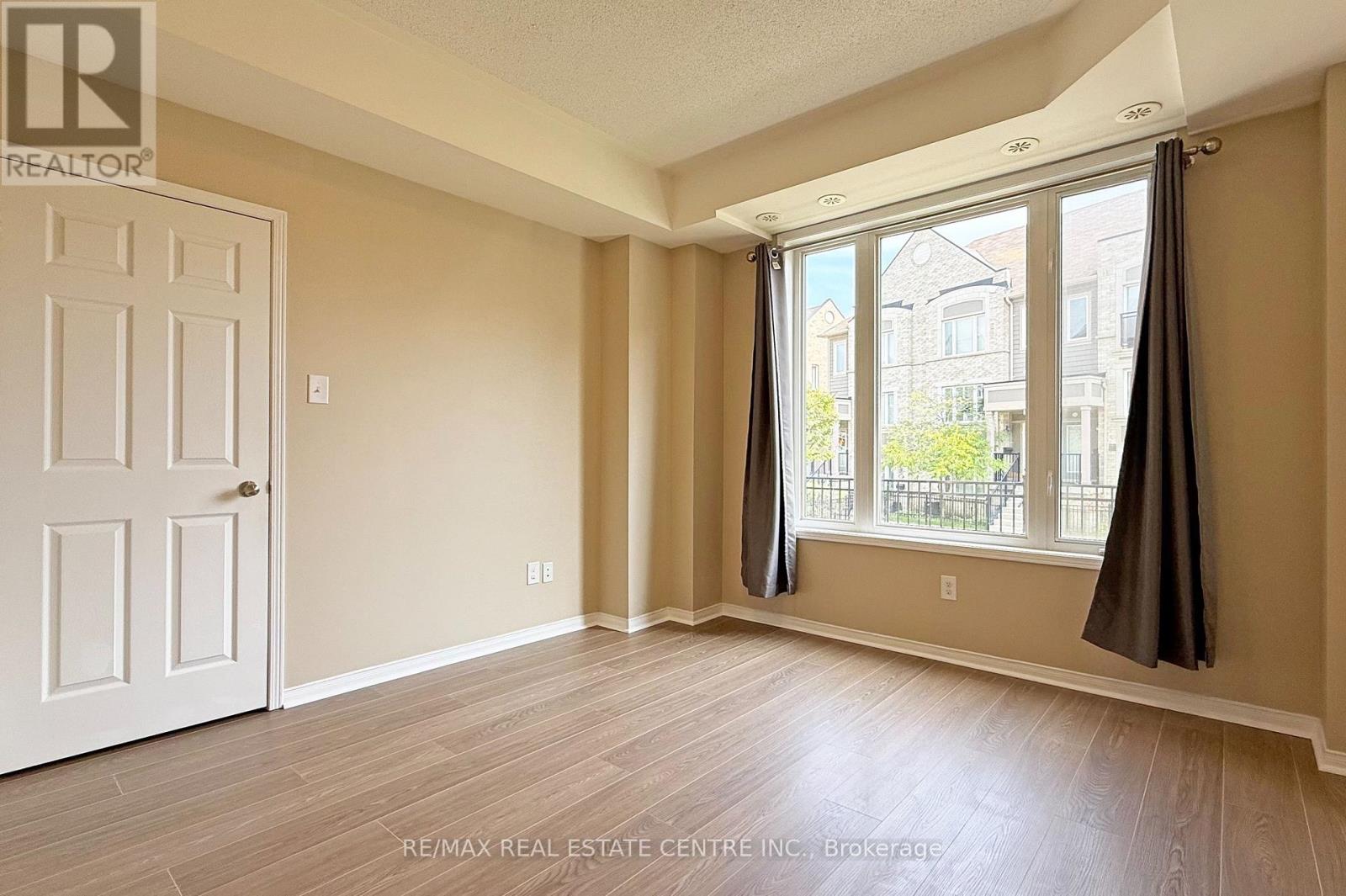 190 - 3050 Erin Centre Boulevard, Mississauga, Ontario  L5M 0P5 - Photo 18 - W12423045