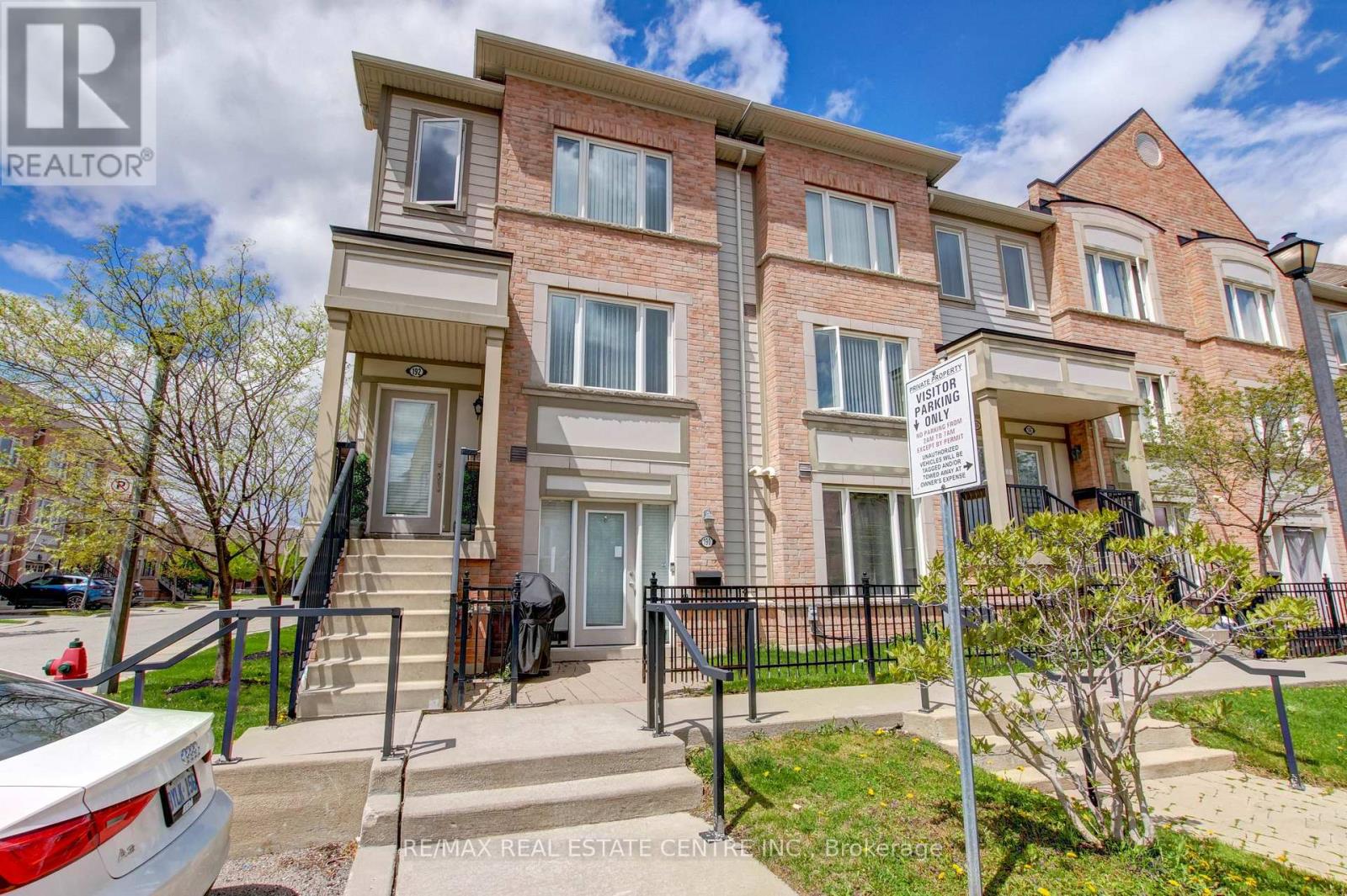 190 - 3050 Erin Centre Boulevard, Mississauga, Ontario  L5M 0P5 - Photo 2 - W12423045