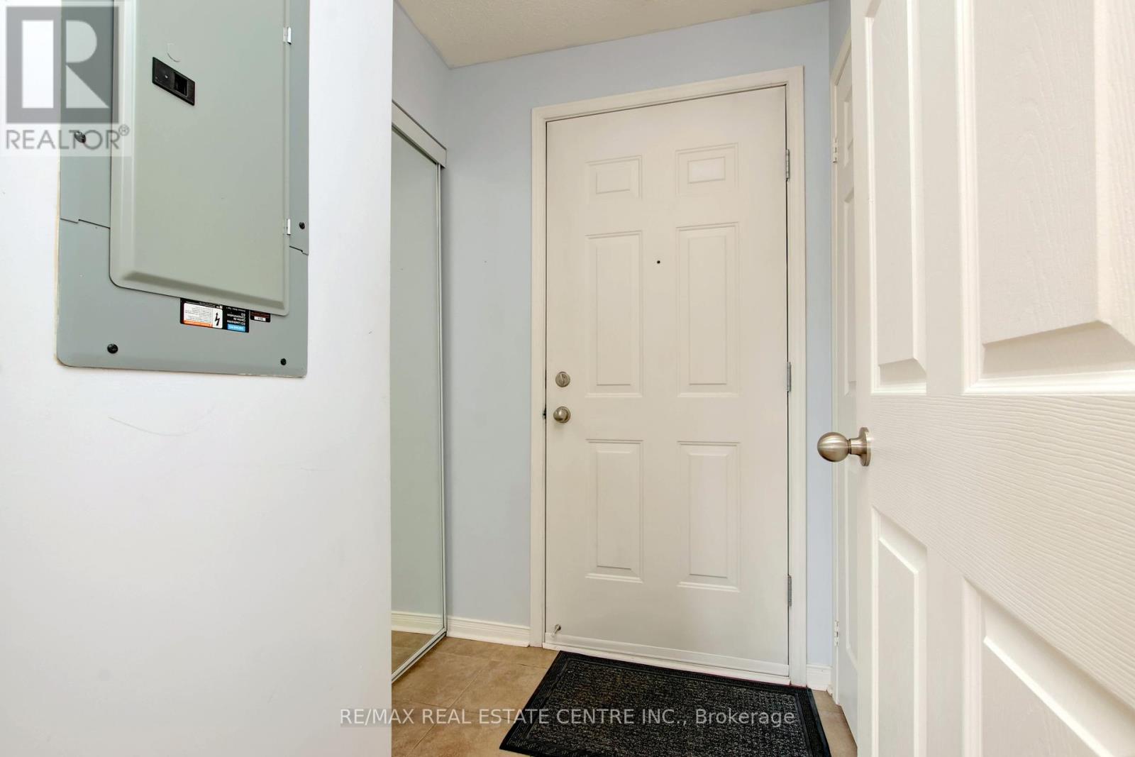 190 - 3050 Erin Centre Boulevard, Mississauga, Ontario  L5M 0P5 - Photo 24 - W12423045