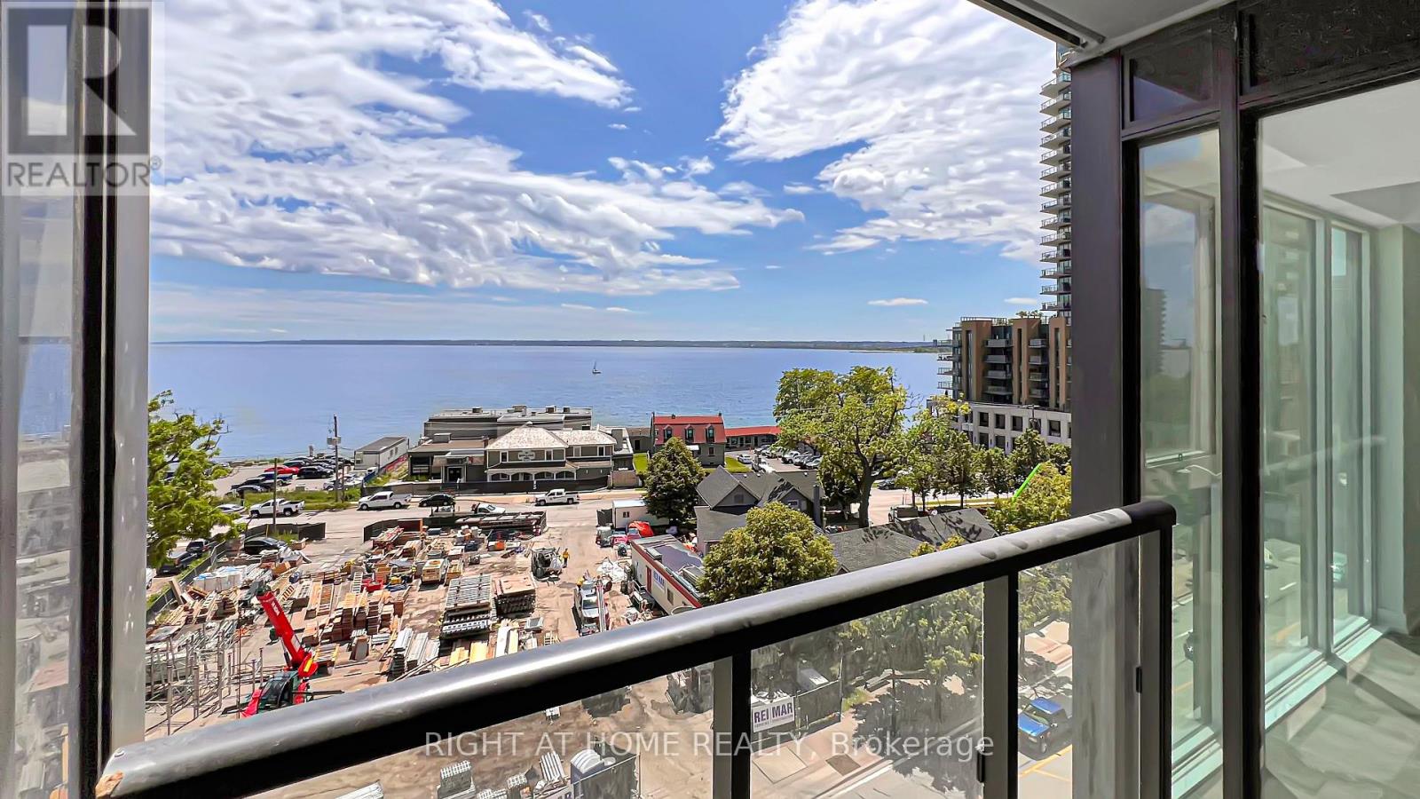 606 - 370 MARTHA STREET, Burlington, Ontario