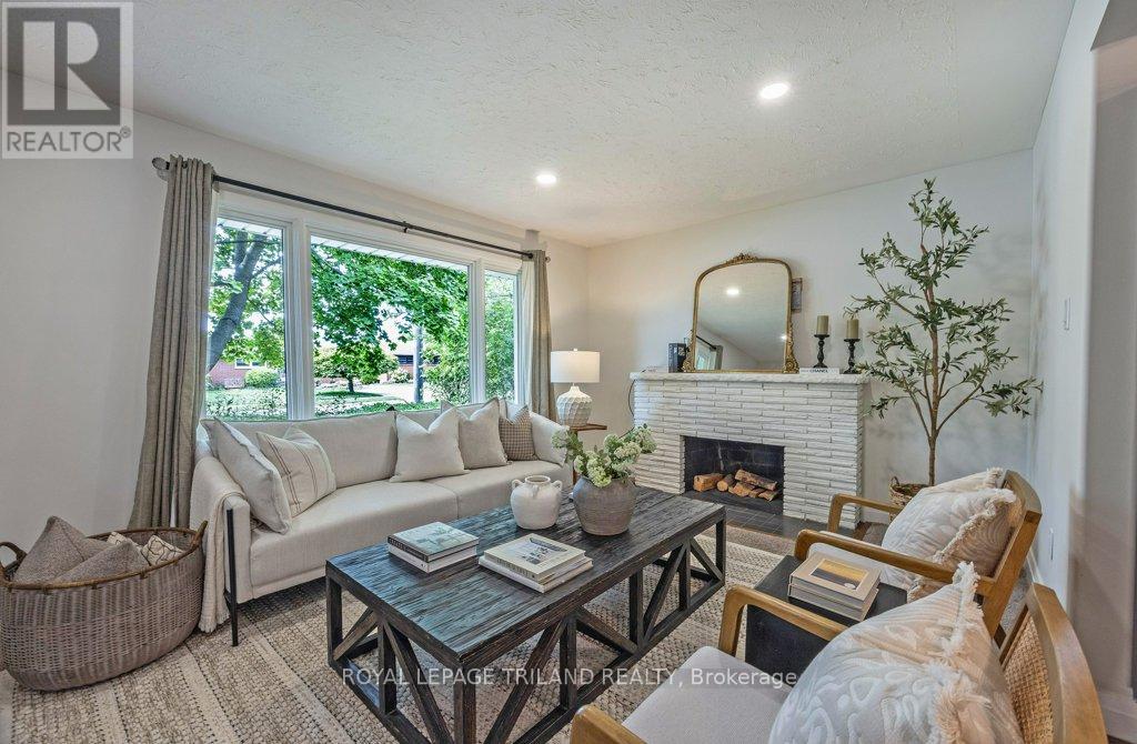426 Beachwood Avenue, London South, Ontario  N6J 3K1 - Photo 10 - X12423084