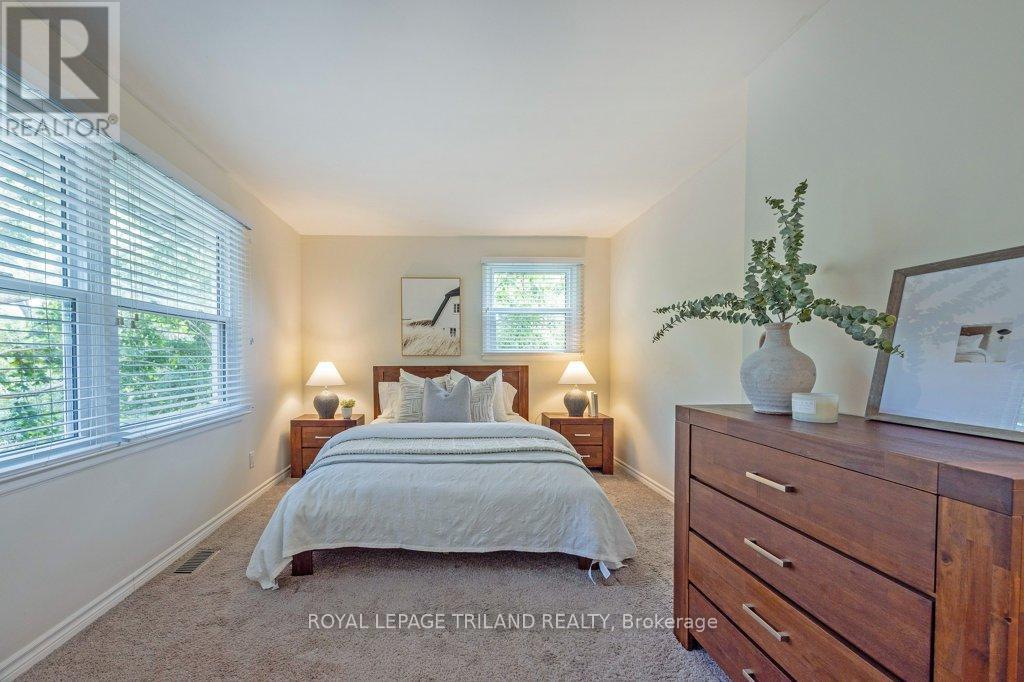 426 Beachwood Avenue, London South, Ontario  N6J 3K1 - Photo 23 - X12423084