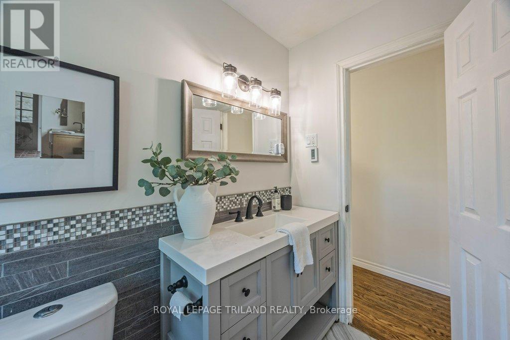 426 Beachwood Avenue, London South, Ontario  N6J 3K1 - Photo 28 - X12423084