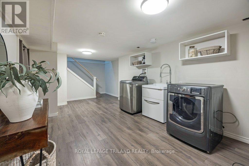 426 Beachwood Avenue, London South, Ontario  N6J 3K1 - Photo 30 - X12423084