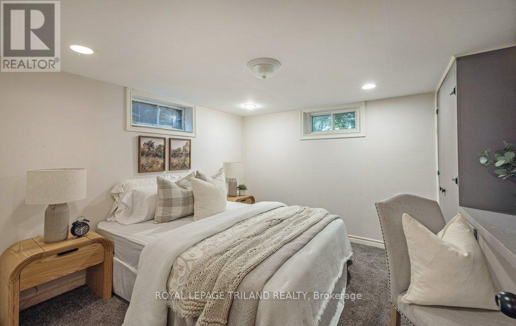 426 Beachwood Avenue, London South, Ontario  N6J 3K1 - Photo 34 - X12423084
