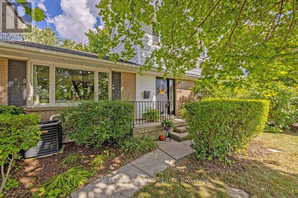 426 Beachwood Avenue, London South, Ontario  N6J 3K1 - Photo 4 - X12423084