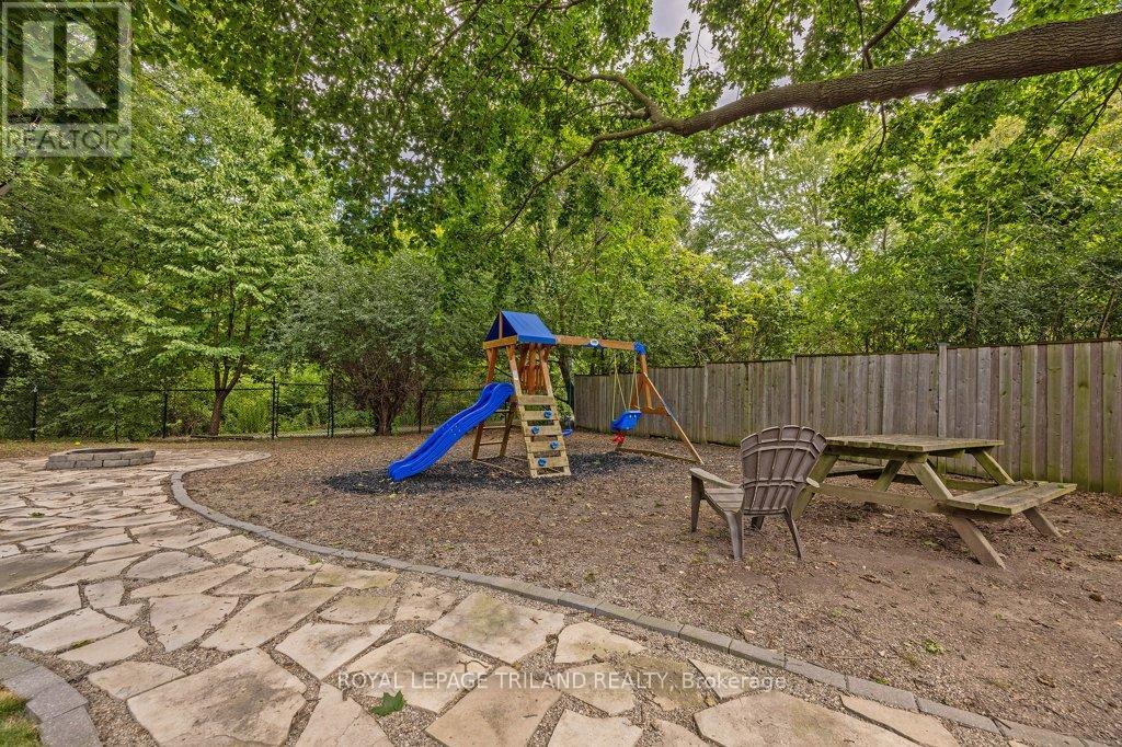 426 Beachwood Avenue, London South, Ontario  N6J 3K1 - Photo 40 - X12423084