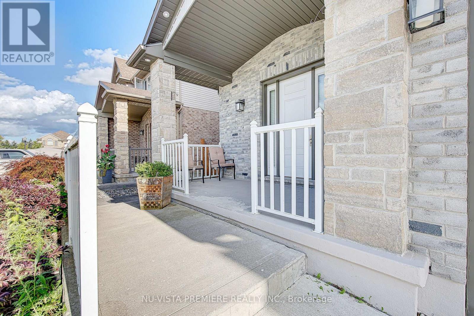 3144 Jinnies Street, London South, Ontario  N6L 0C3 - Photo 5 - X12423139