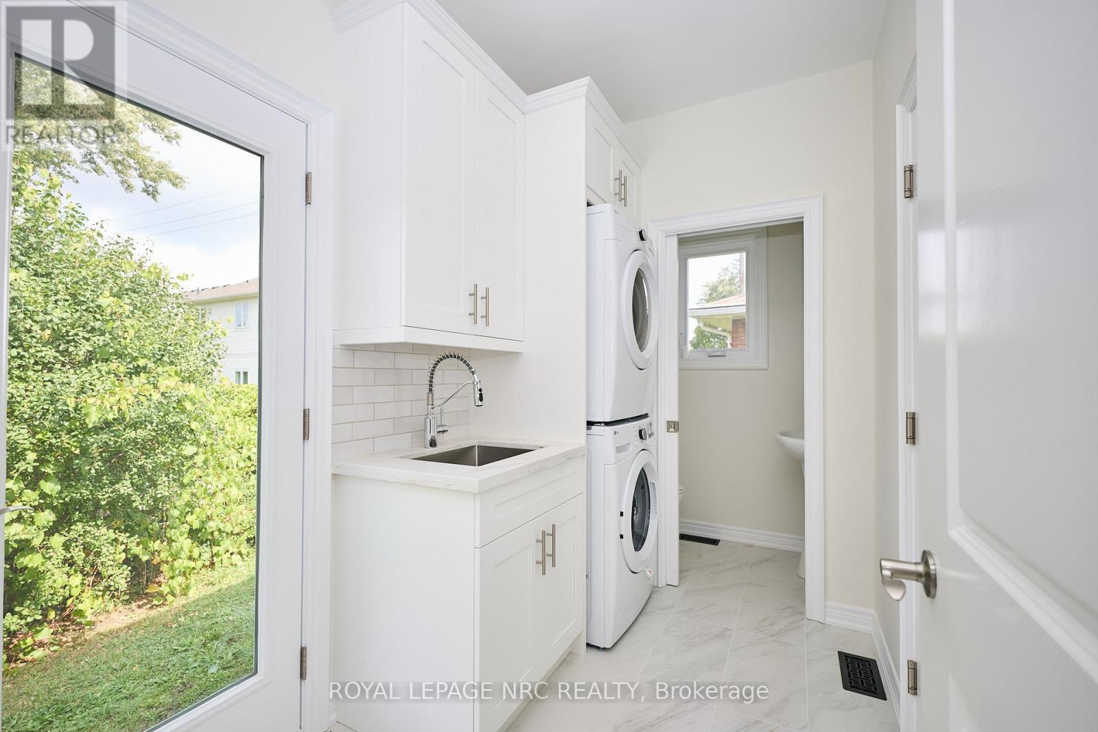 17 Glenbarr Road, St. Catharines, Ontario  L2T 1Y2 - Photo 17 - X12419320