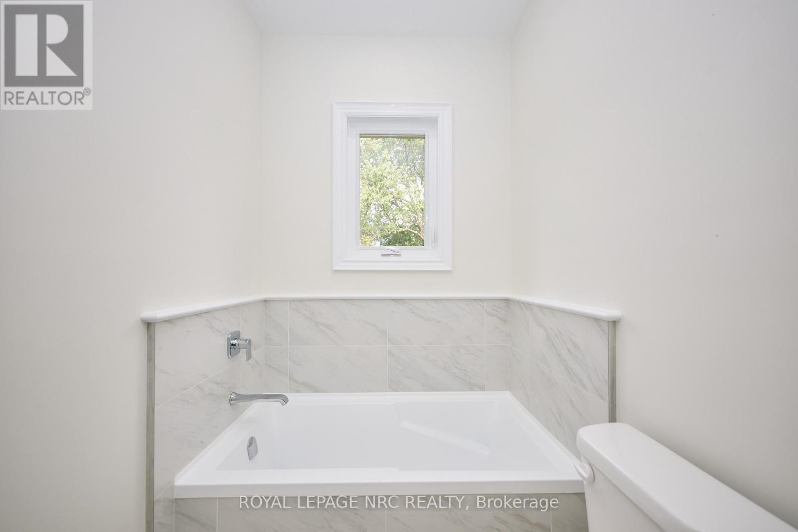 17 Glenbarr Road, St. Catharines, Ontario  L2T 1Y2 - Photo 26 - X12419320