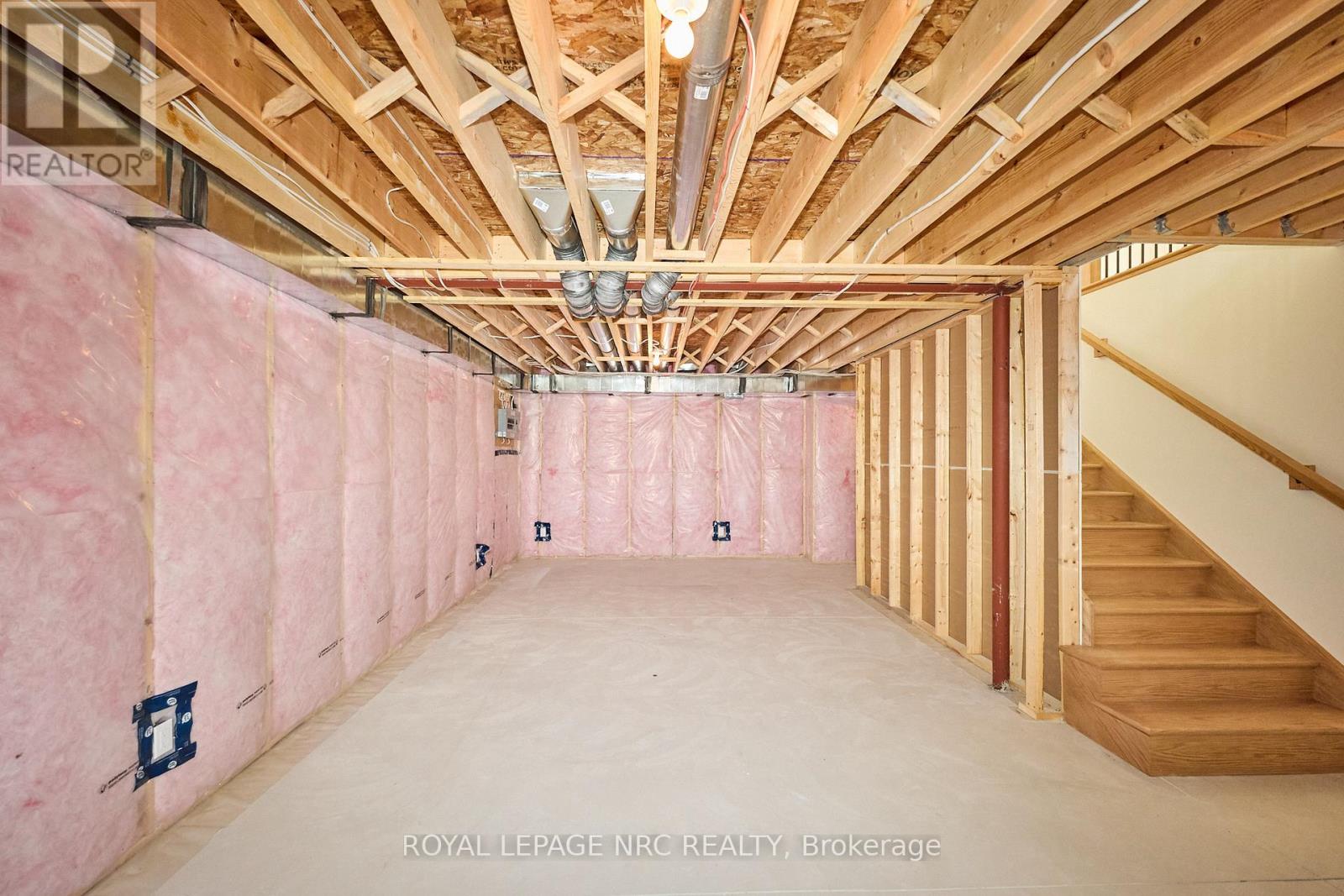 17 Glenbarr Road, St. Catharines, Ontario  L2T 1Y2 - Photo 32 - X12419320