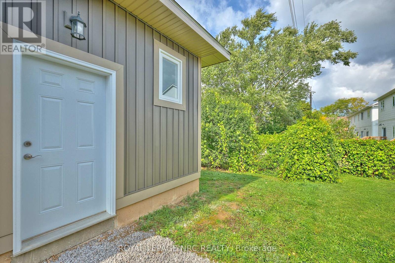 17 Glenbarr Road, St. Catharines, Ontario  L2T 1Y2 - Photo 35 - X12419320
