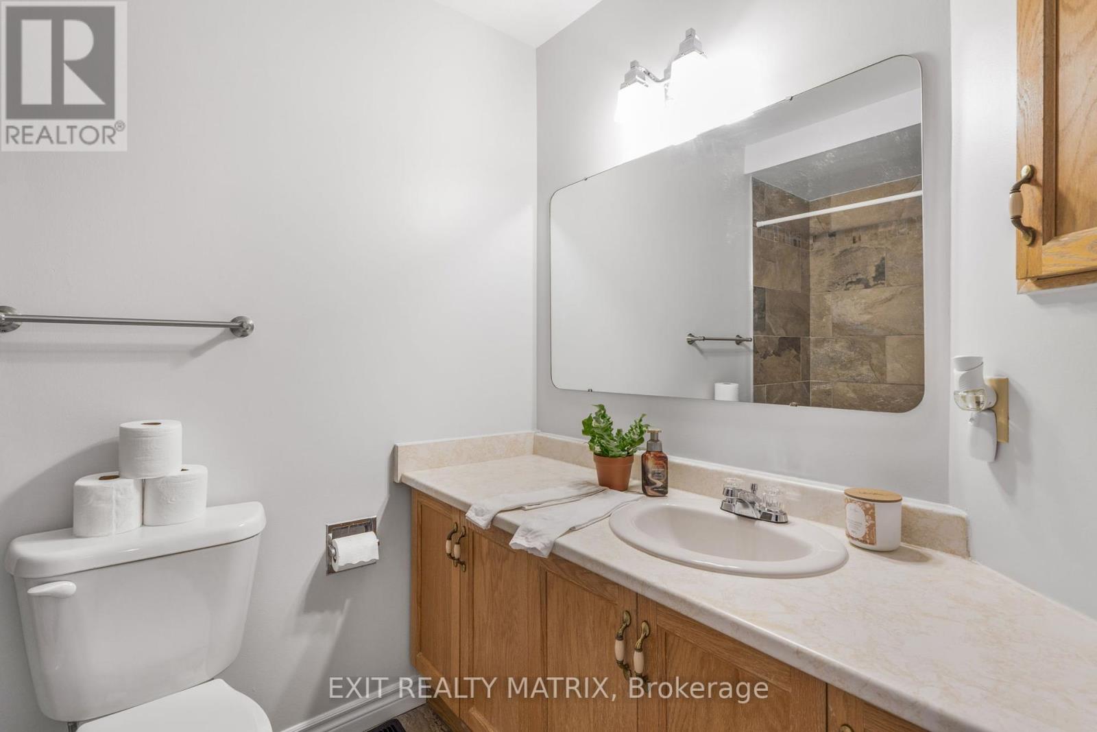 26 - 42 Oakhaven Private, Ottawa, Ontario  K1K 4K1 - Photo 18 - X12423129