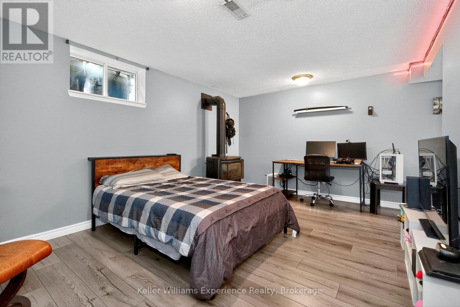 308 Assiniboia Street, Tay, Ontario  L0K 1R0 - Photo 27 - S12423149