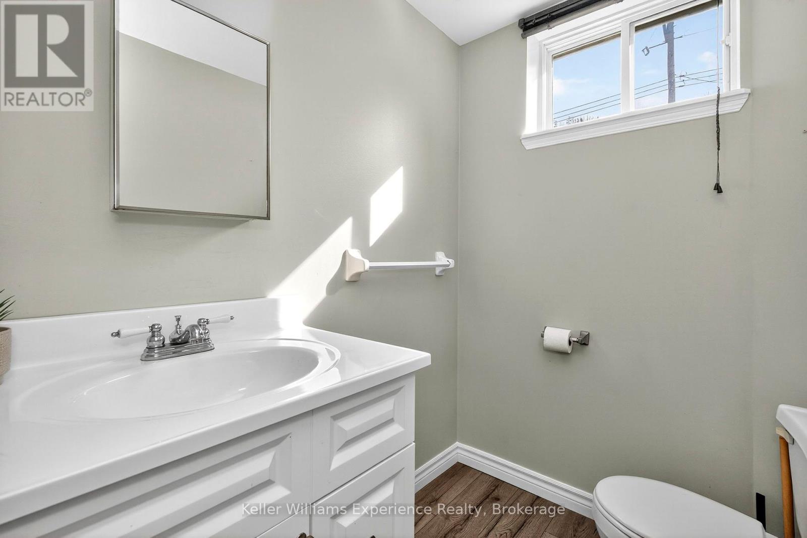 308 Assiniboia Street, Tay, Ontario  L0K 1R0 - Photo 36 - S12423149