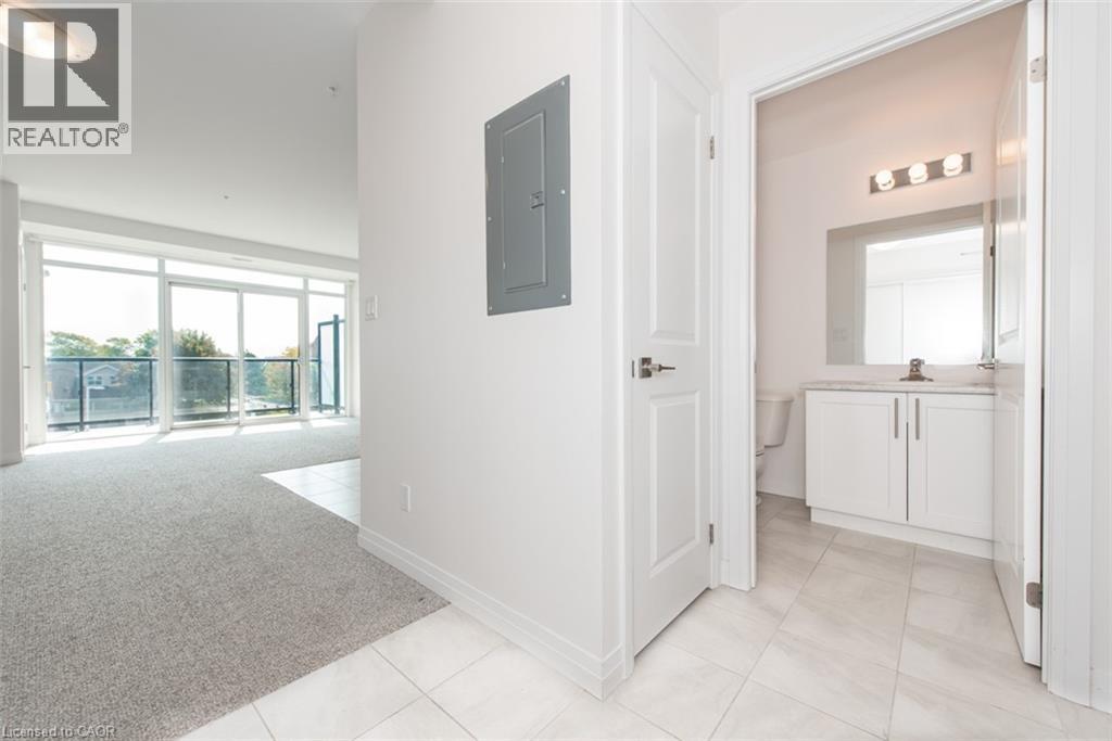 5 Hamilton Street Unit# 306, Waterdown, Ontario  L8B 2A4 - Photo 5 - 40773023