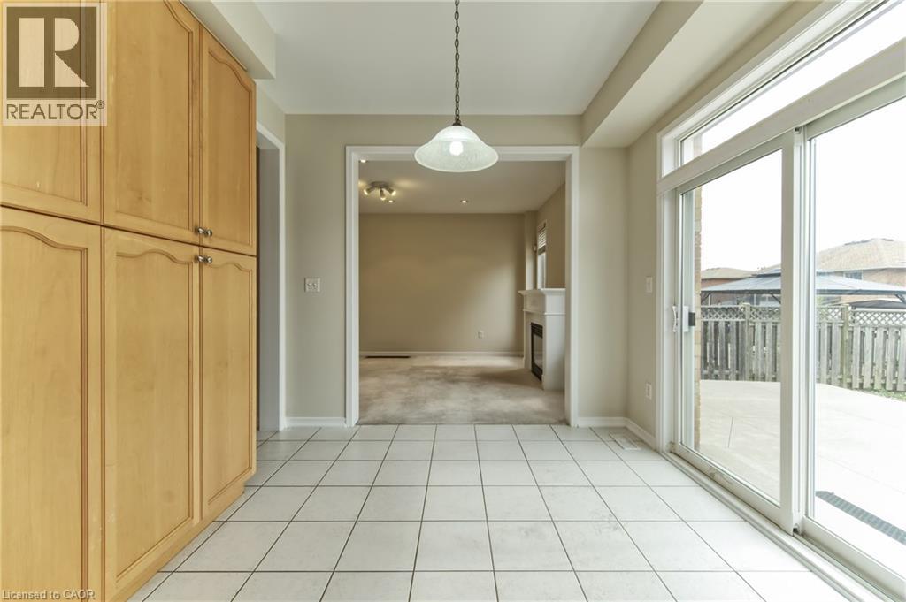 126 Merrilee Crescent, Hamilton, Ontario  L9A 0B1 - Photo 10 - 40772934