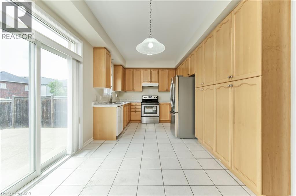126 Merrilee Crescent, Hamilton, Ontario  L9A 0B1 - Photo 7 - 40772934