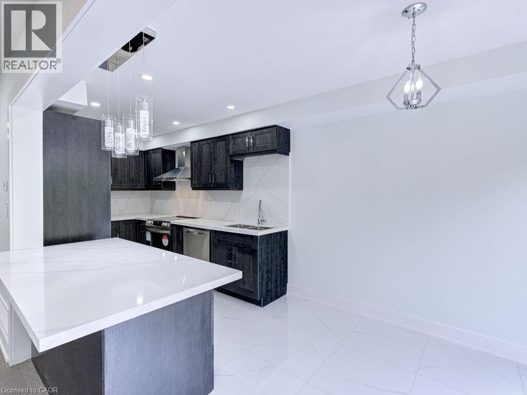 373 Ravineview Way, Oakville, Ontario  L6H 6S5 - Photo 13 - 40772022