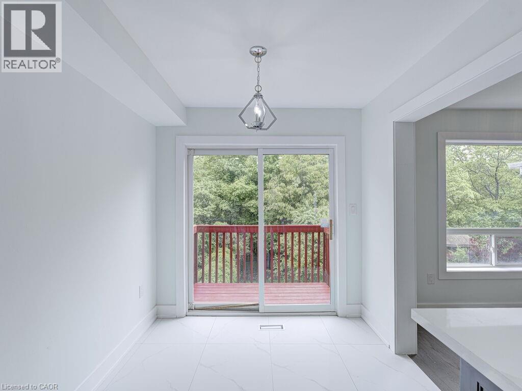 373 Ravineview Way, Oakville, Ontario  L6H 6S5 - Photo 18 - 40772022