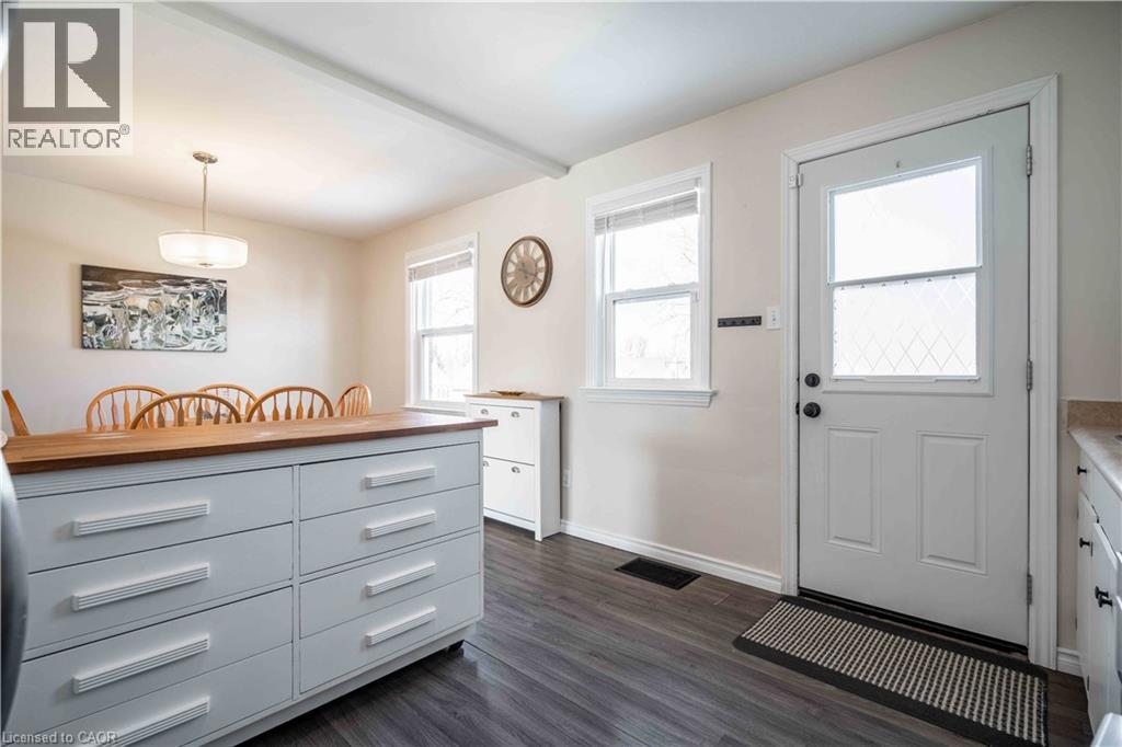 2279 King Street E, Hamilton, Ontario  L8K 1X5 - Photo 13 - 40772997