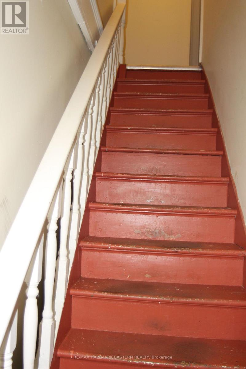 384 King Street W, Cobourg, Ontario  K9A 2N7 - Photo 16 - X12423146